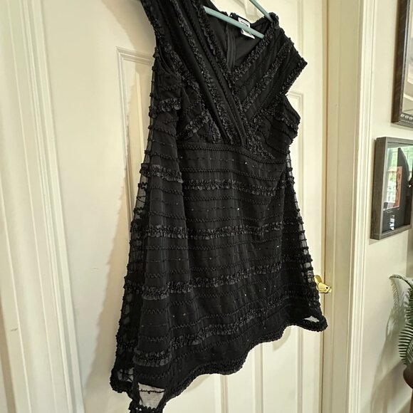 Tadashi TooPlus Size Sequin & Ruffle Mesh Overlay Cocktail Dress 2X - Picture 4 of 15